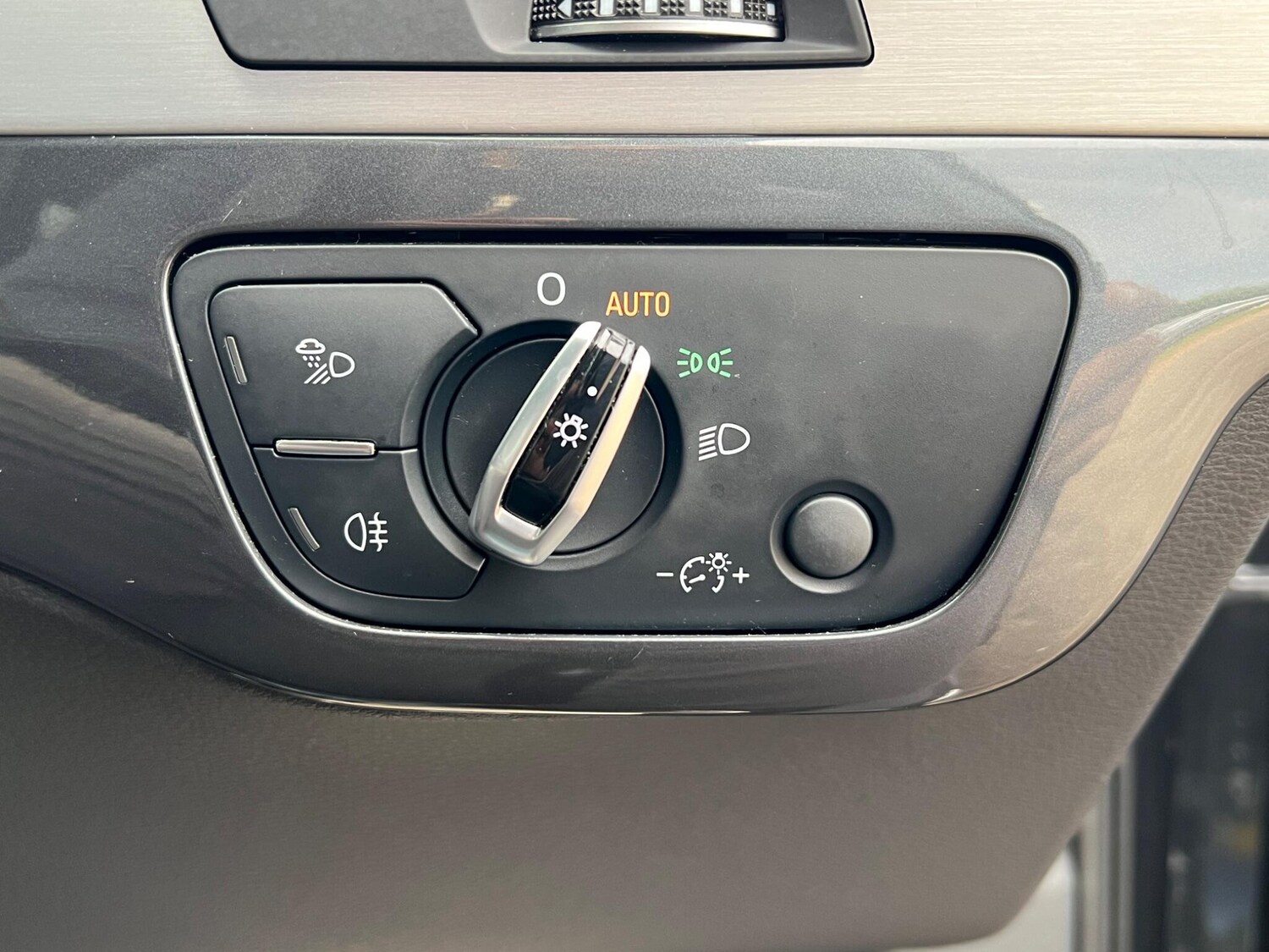 Used Audi Q7 2016 for sale - 77456239: Photo 64