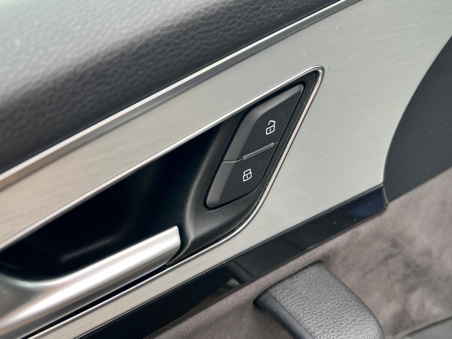 Used Audi Q7 2016 for sale - 77456239: Photo 65