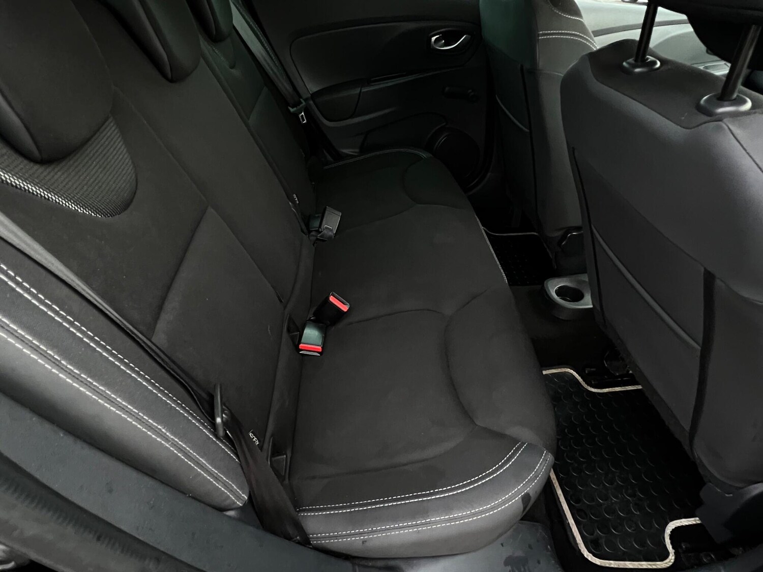 Used Renault Clio for sale - 77496724: Photo 34