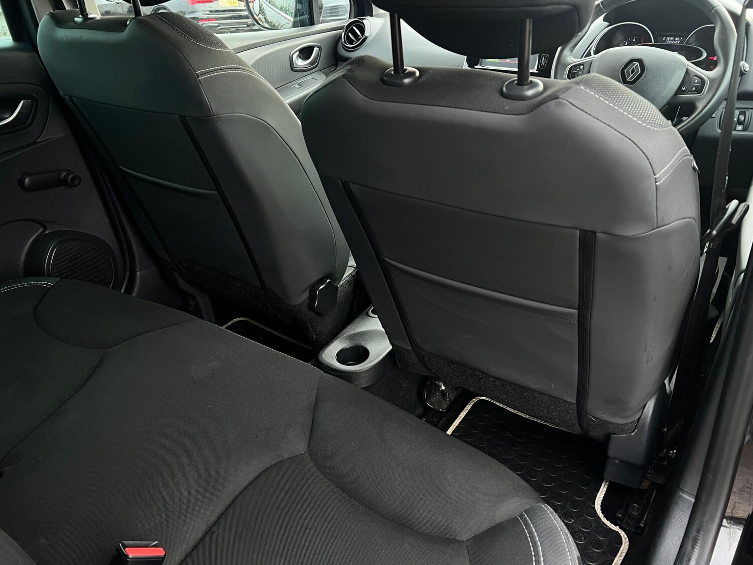 Used Renault Clio for sale - 77496724: Photo 35