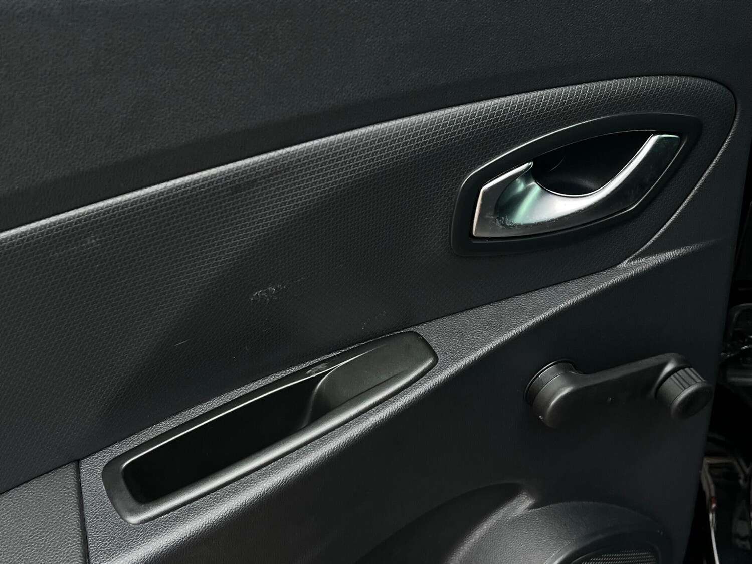 Used Renault Clio for sale - 77496724: Photo 42