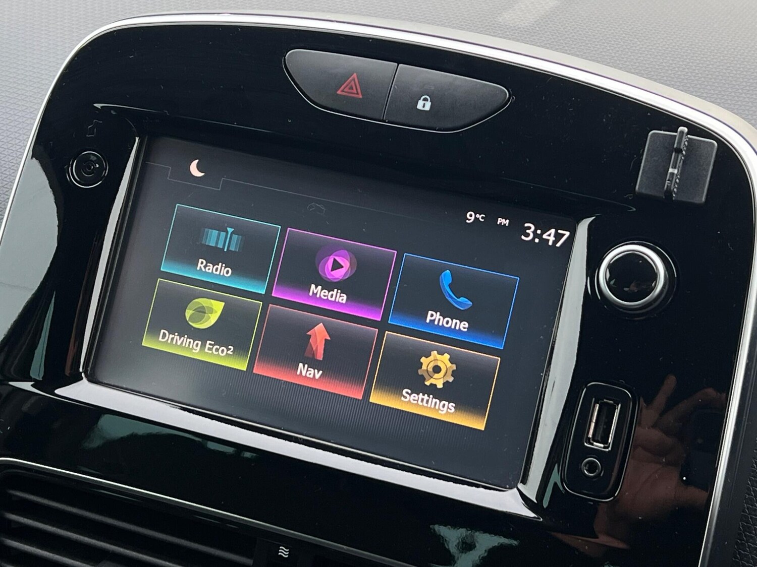 Used Renault Clio for sale - 77496724: Photo 61