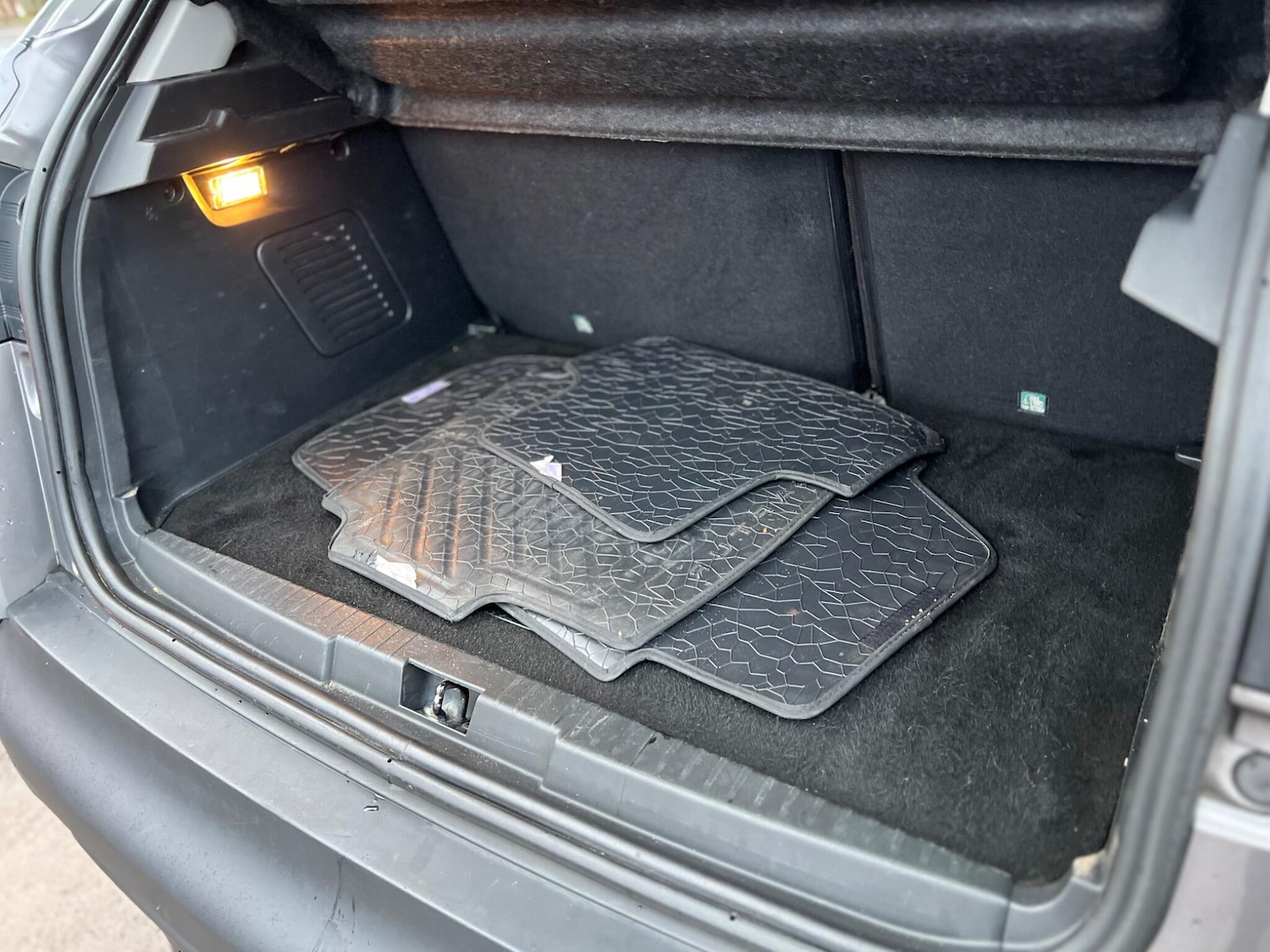 Used Renault Captur 2016 for sale - 77456207: Photo 29