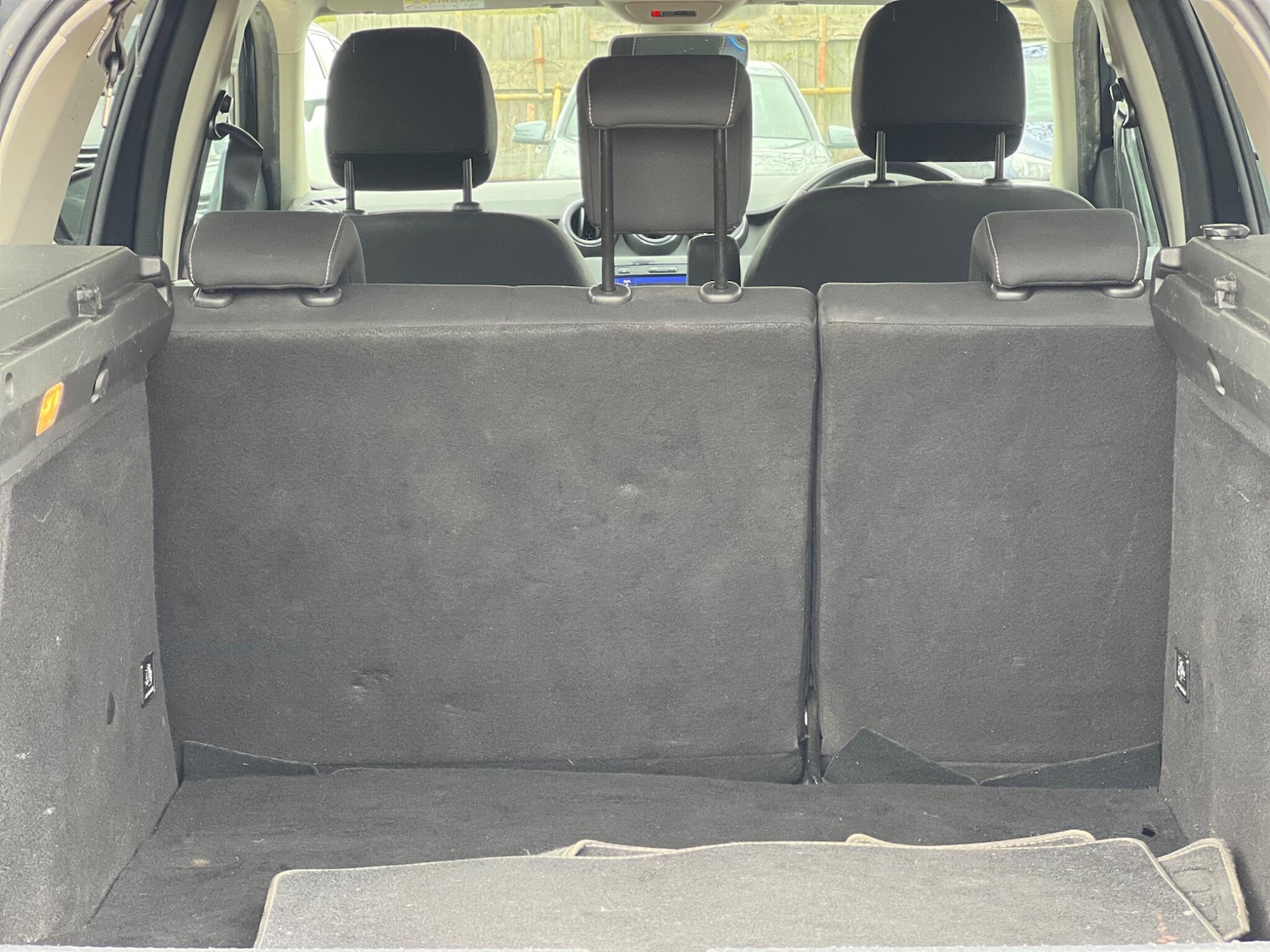 Used Dacia Duster 2018 for sale - 78073000: Photo 10