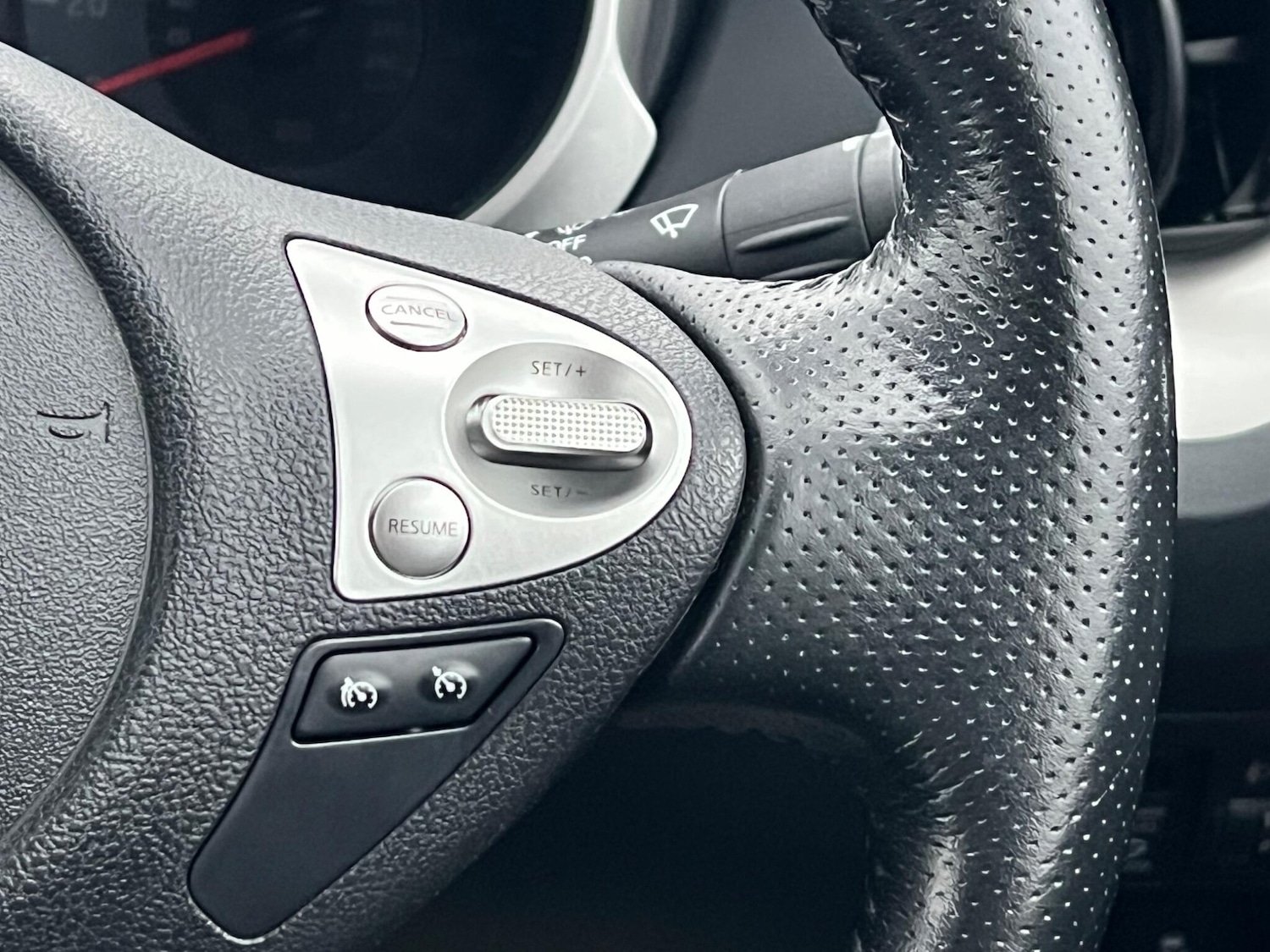 Used Nissan Juke 2012 for sale - 77633300: Photo 48