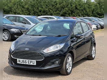 Used Ford Fiesta 2016 for sale - 79062316: Photo