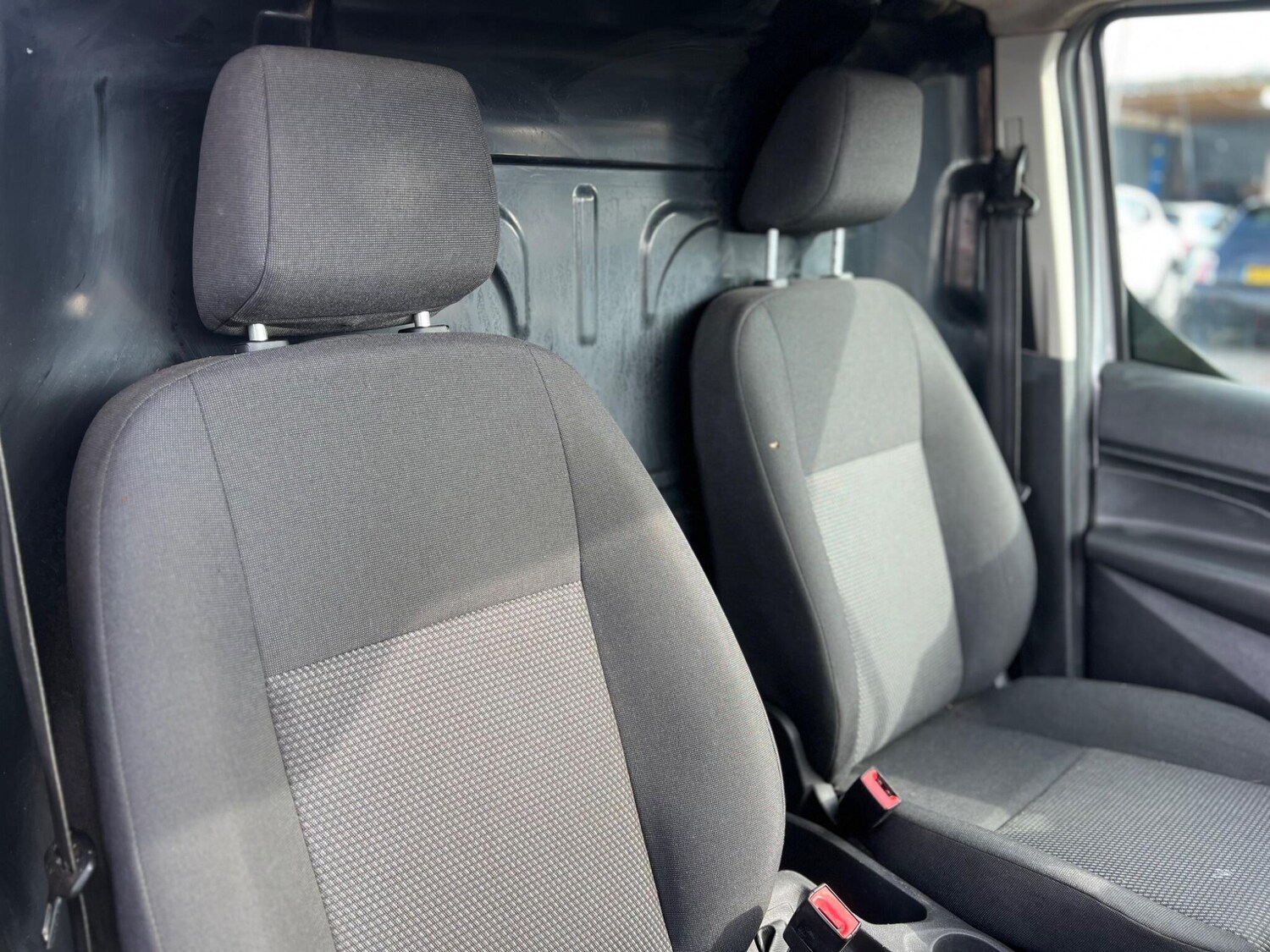 Used Ford Transit Connect 2018 for sale - 77793501: Photo 29