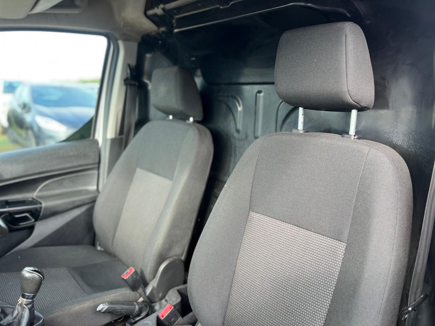 Used Ford Transit Connect 2018 for sale - 77793501: Photo 32