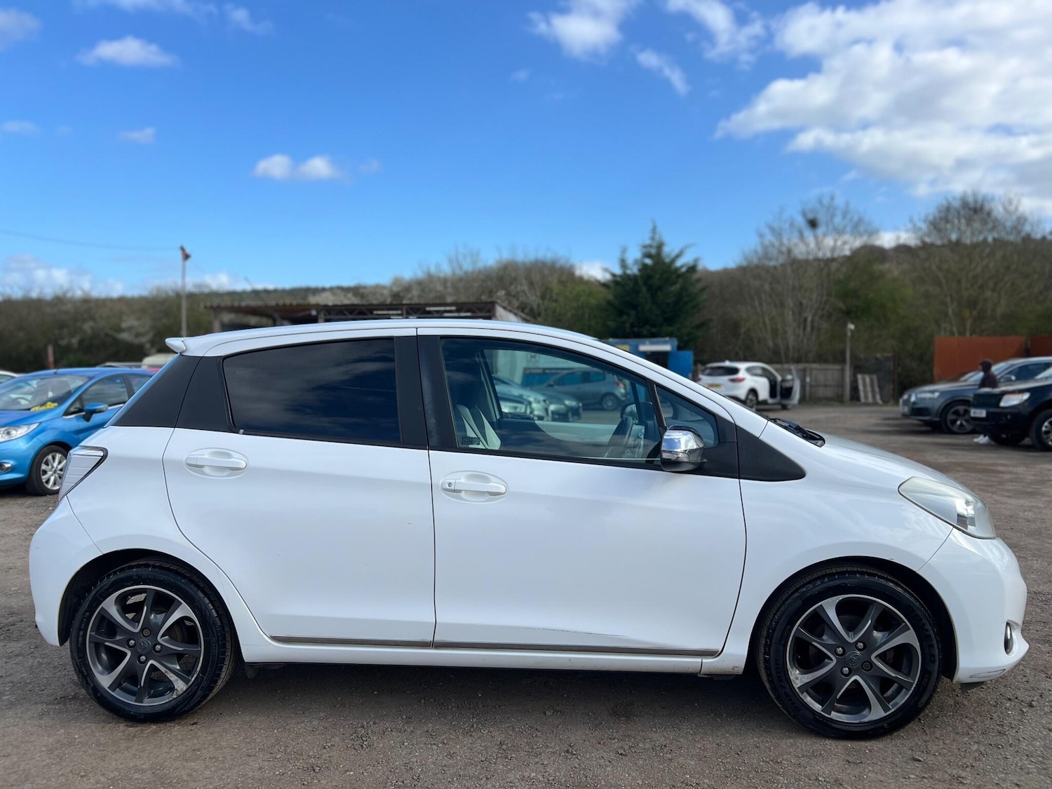 Used Toyota Yaris for sale - 78127512: Photo 12