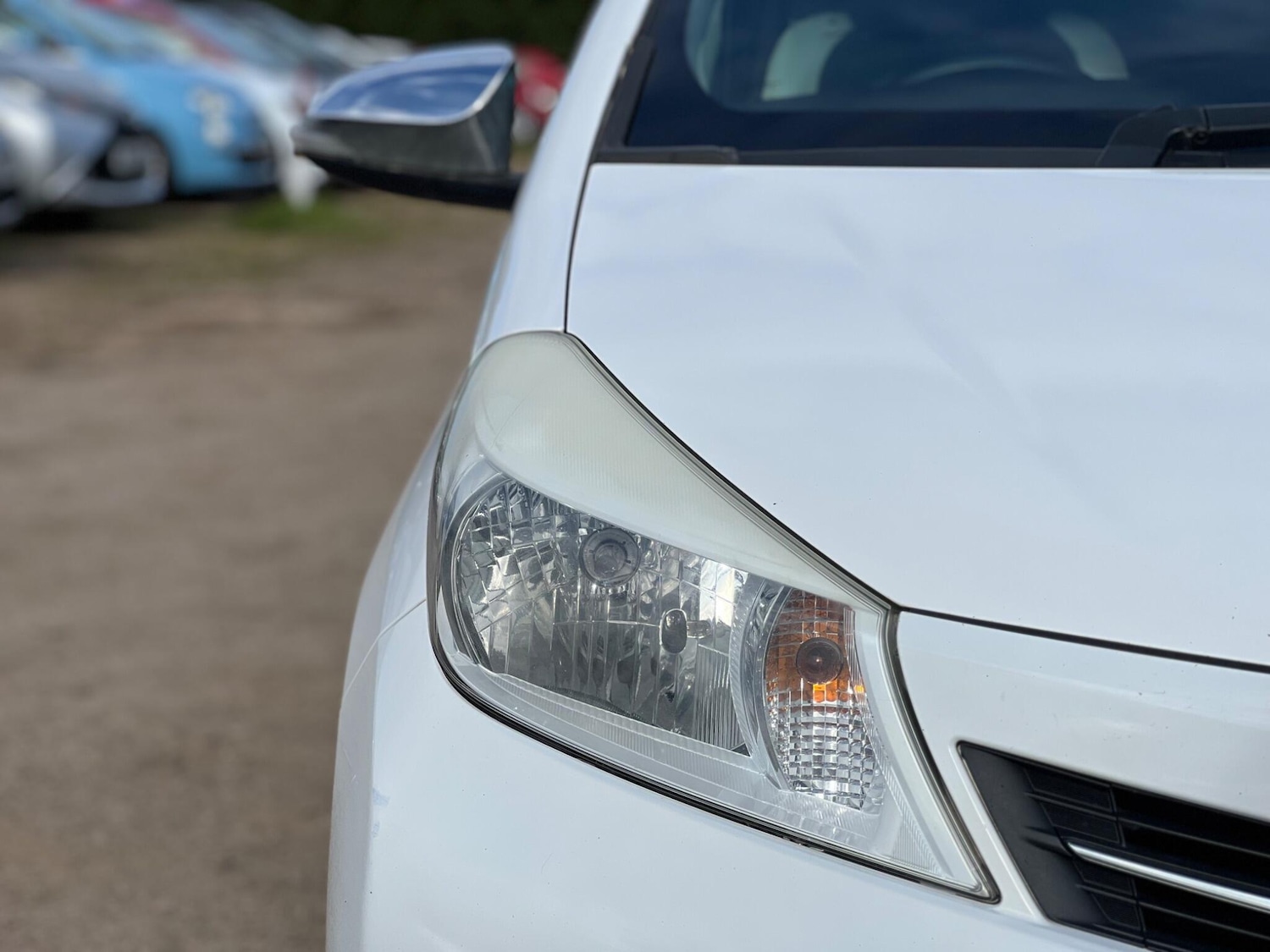 Used Toyota Yaris for sale - 78127512: Photo 24