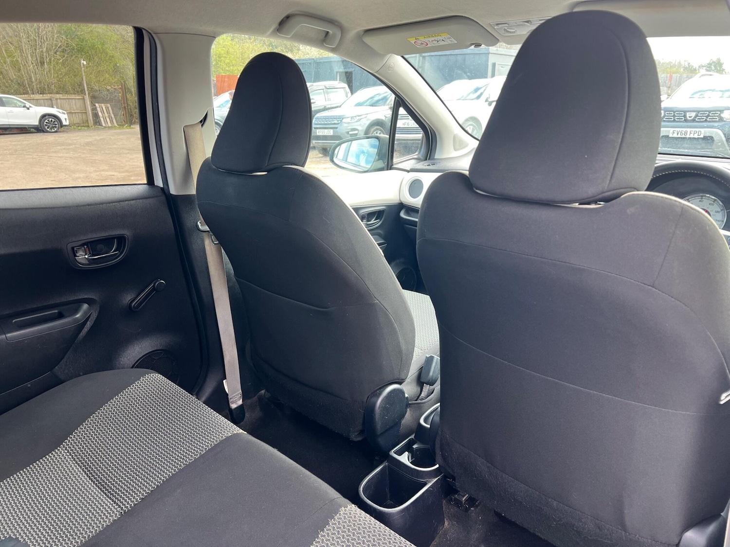 Used Toyota Yaris for sale - 78127512: Photo 37