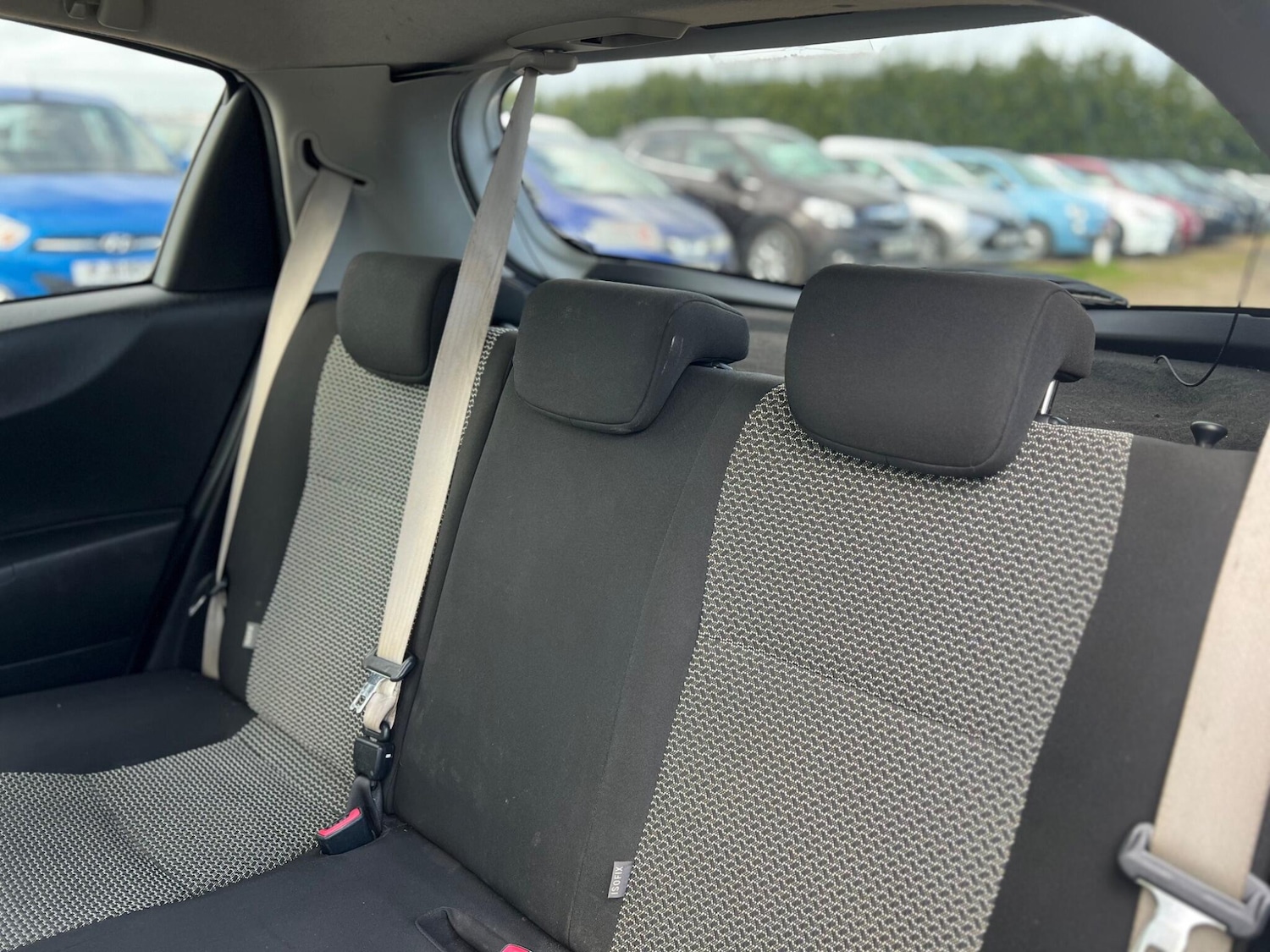 Used Toyota Yaris for sale - 78127512: Photo 41