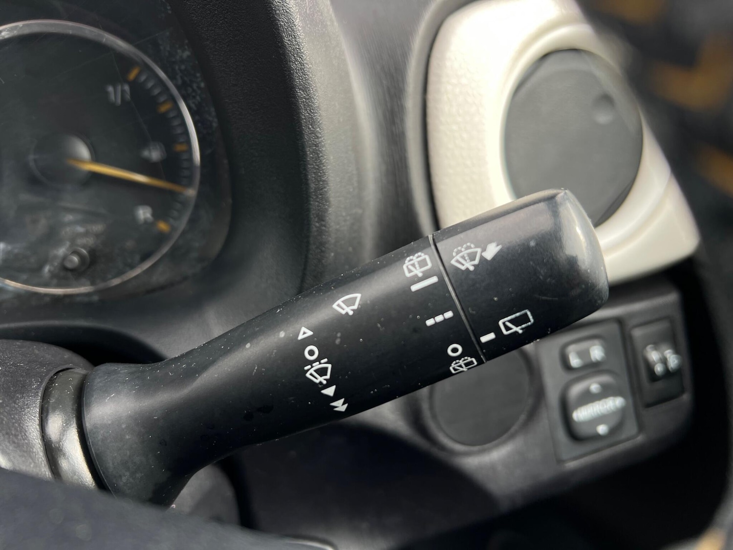 Used Toyota Yaris for sale - 78127512: Photo 52