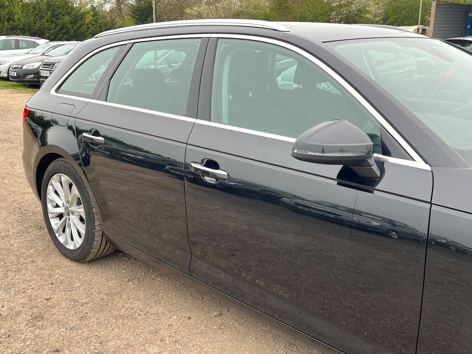 Used Audi A4 Avant for sale - 78214519: Photo 14