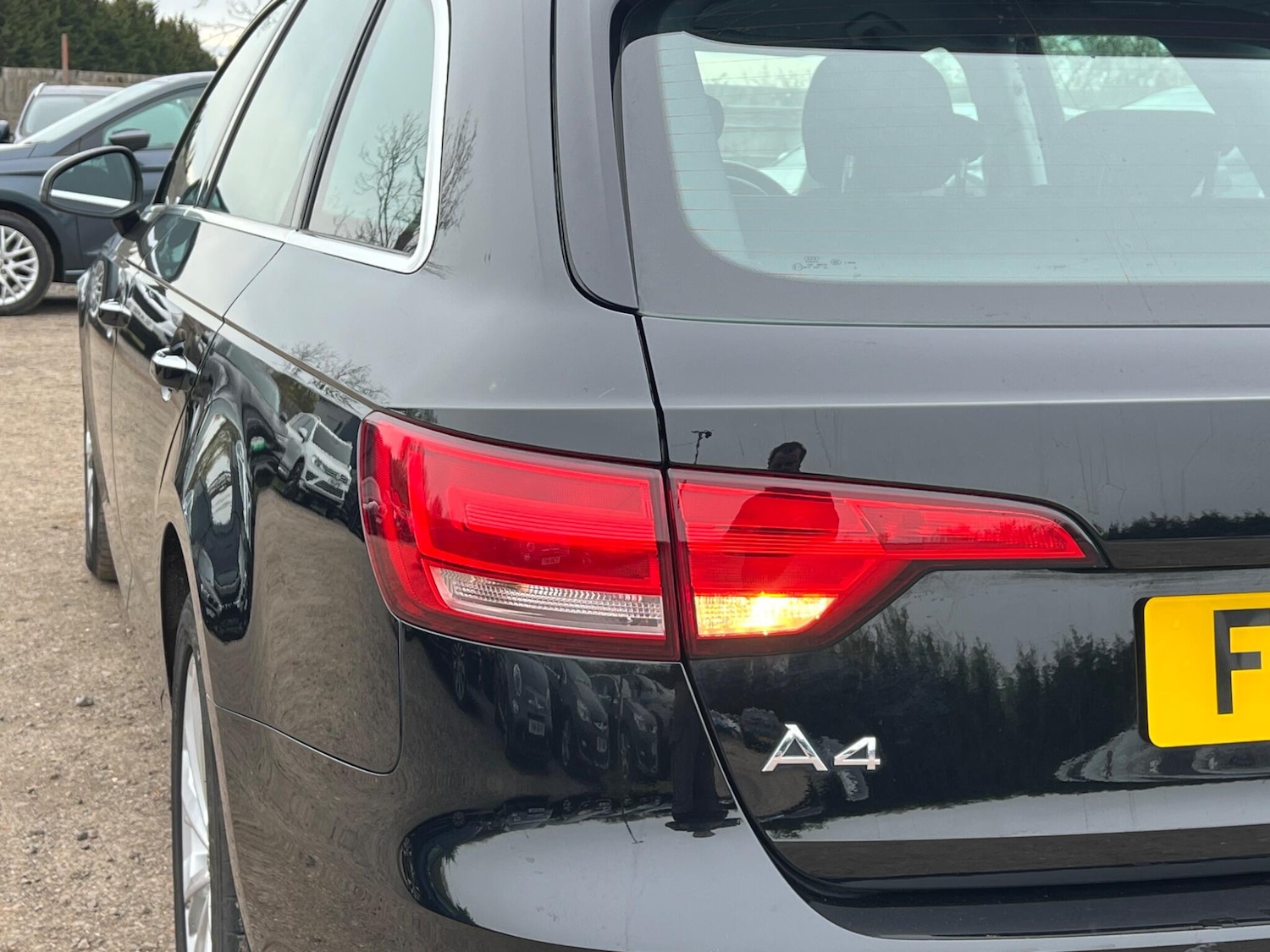 Used Audi A4 Avant for sale - 78214519: Photo 17