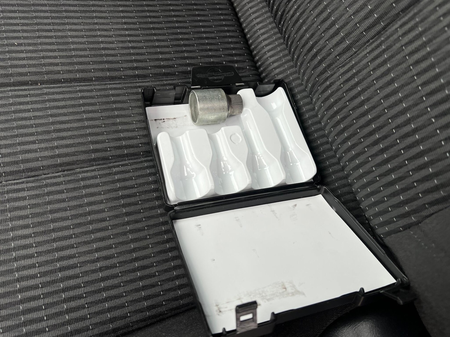 Used Audi A4 Avant for sale - 78214519: Photo 50