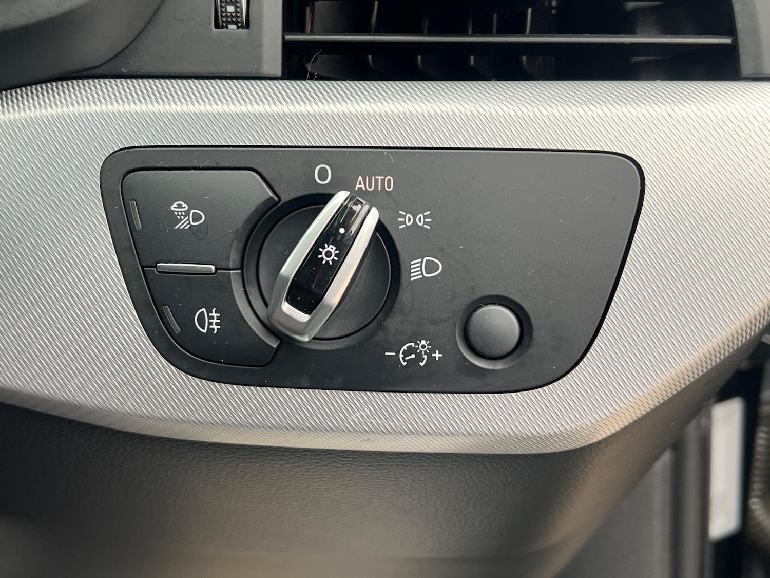 Used Audi A4 Avant for sale - 78214519: Photo 59