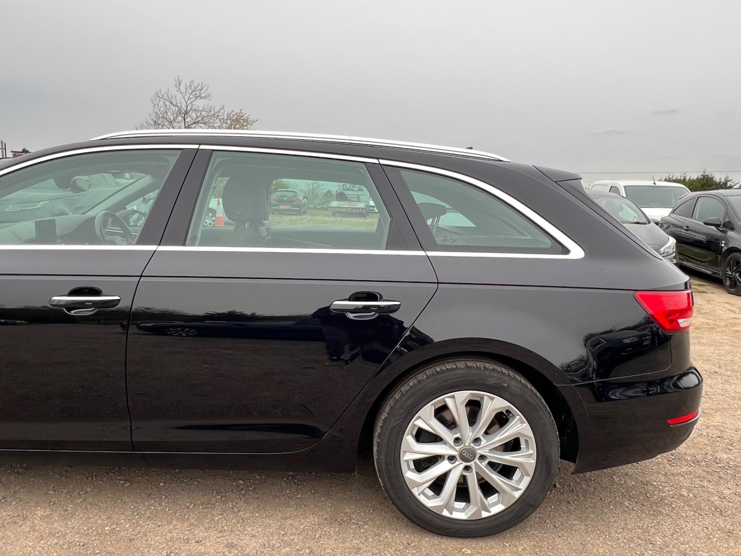 Used Audi A4 Avant for sale - 78214519: Photo 7