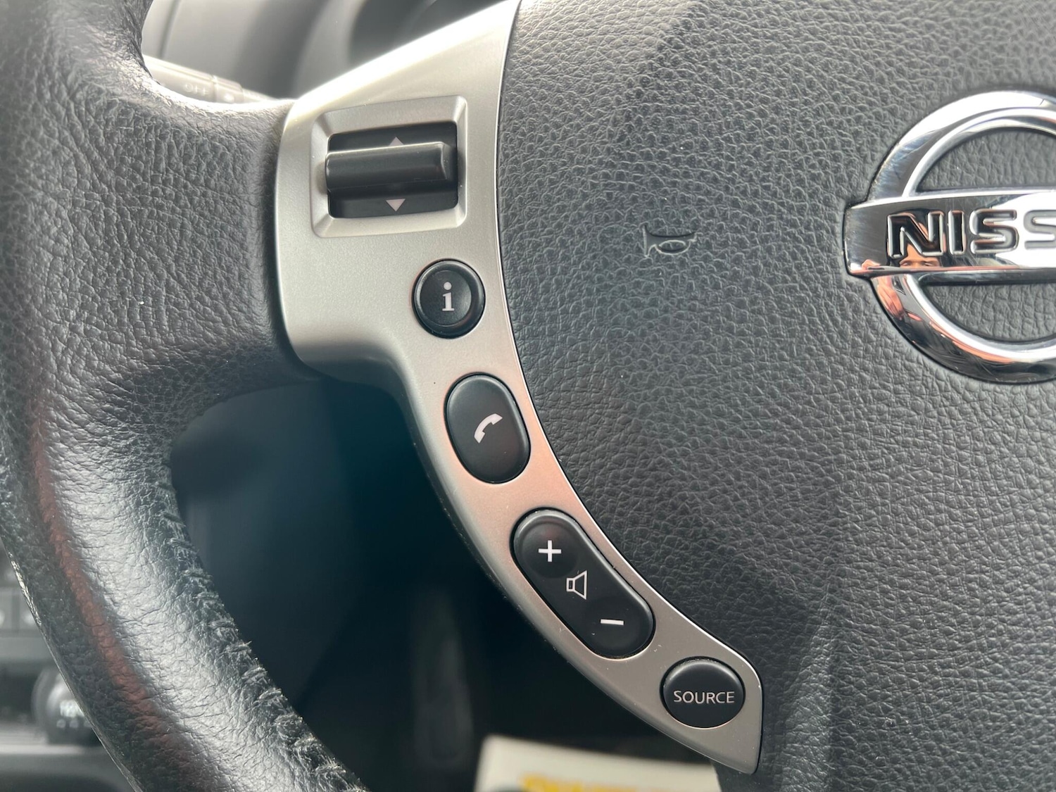 Used Nissan Qashqai 2013 for sale - 77657662: Photo 44