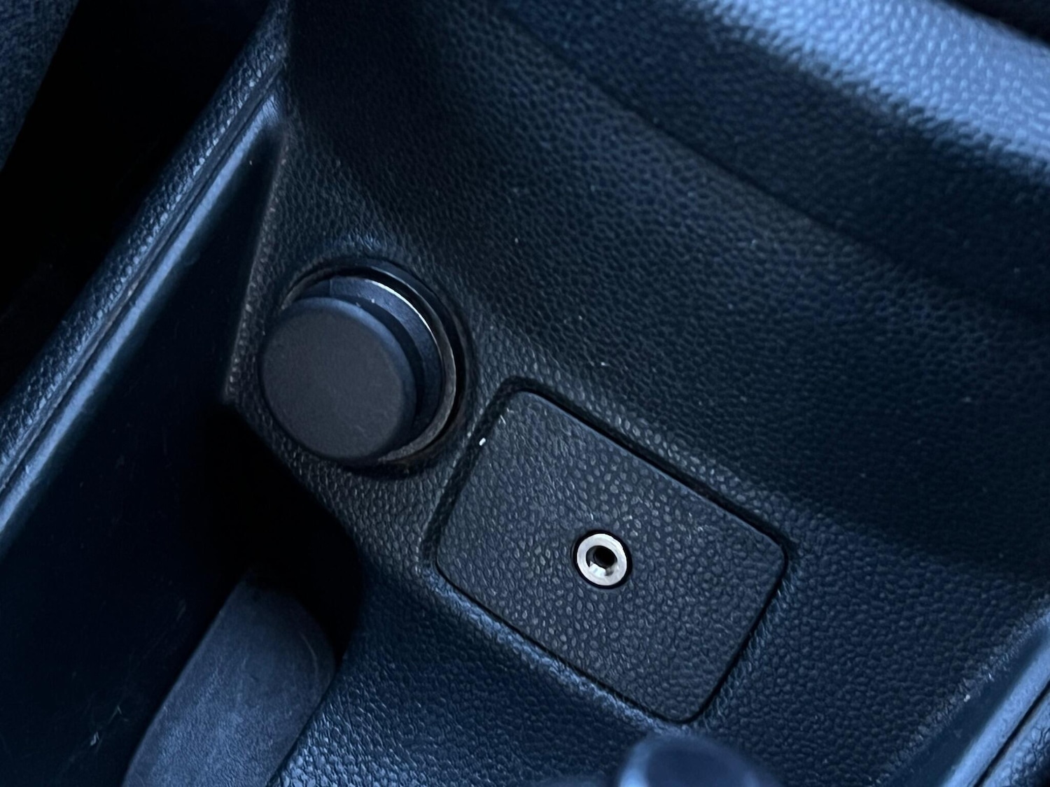 Used Ford Fiesta 2010 for sale - 77559775: Photo 60