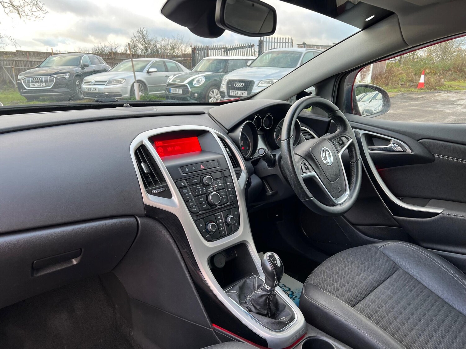 Used Vauxhall Astra GTC 2012 for sale - 77455831: Photo 34