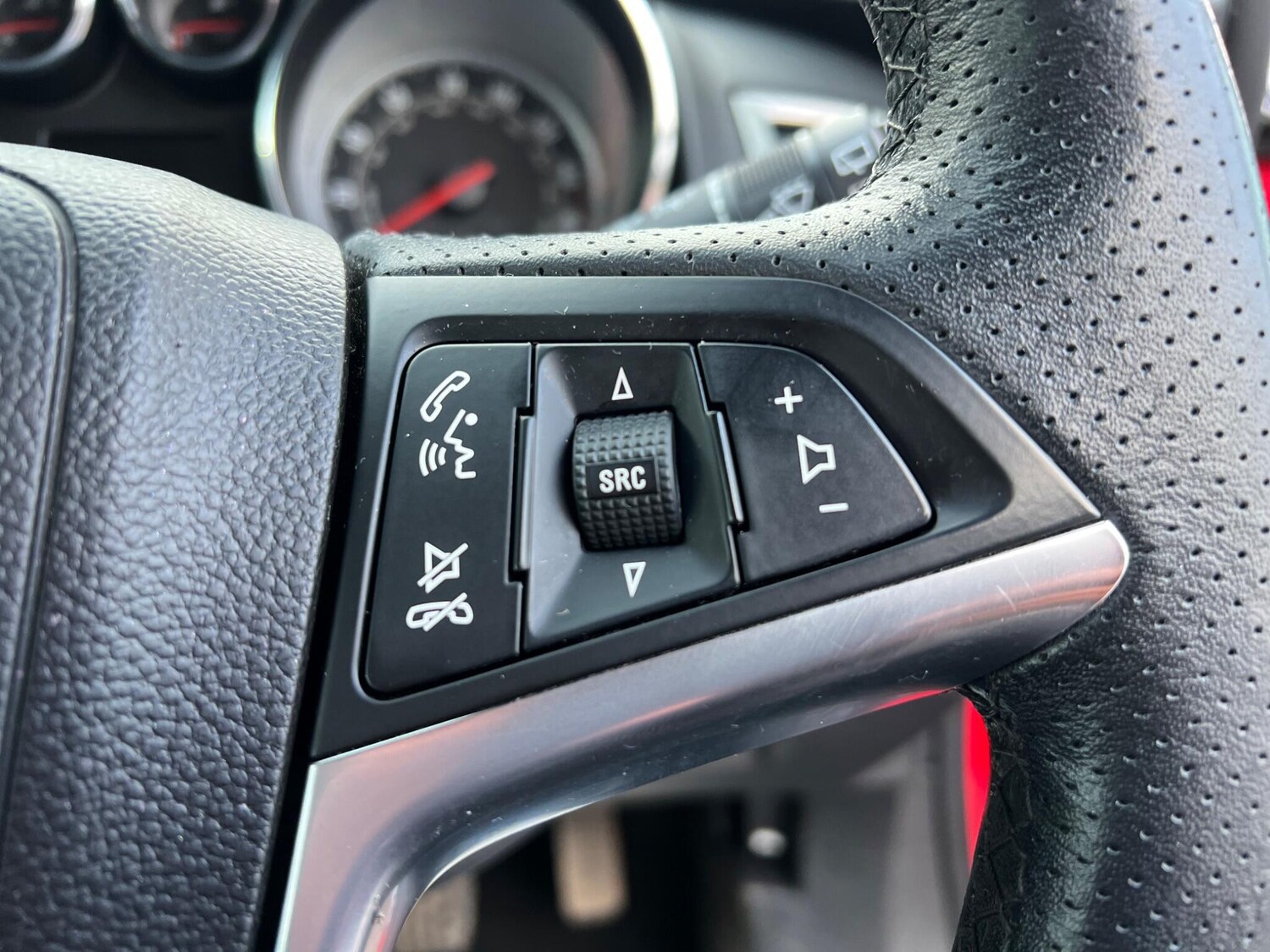 Used Vauxhall Astra GTC 2012 for sale - 77455831: Photo 43