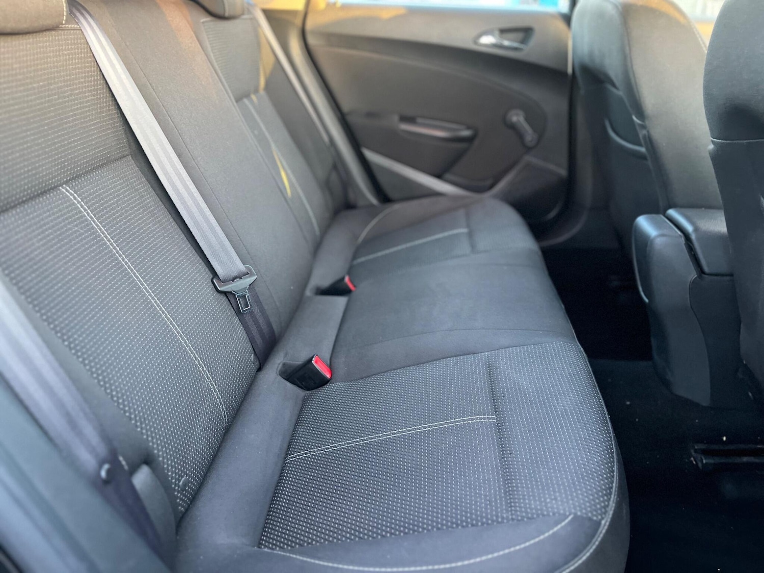 Used Vauxhall Astra 2015 for sale - 78071869: Photo 33