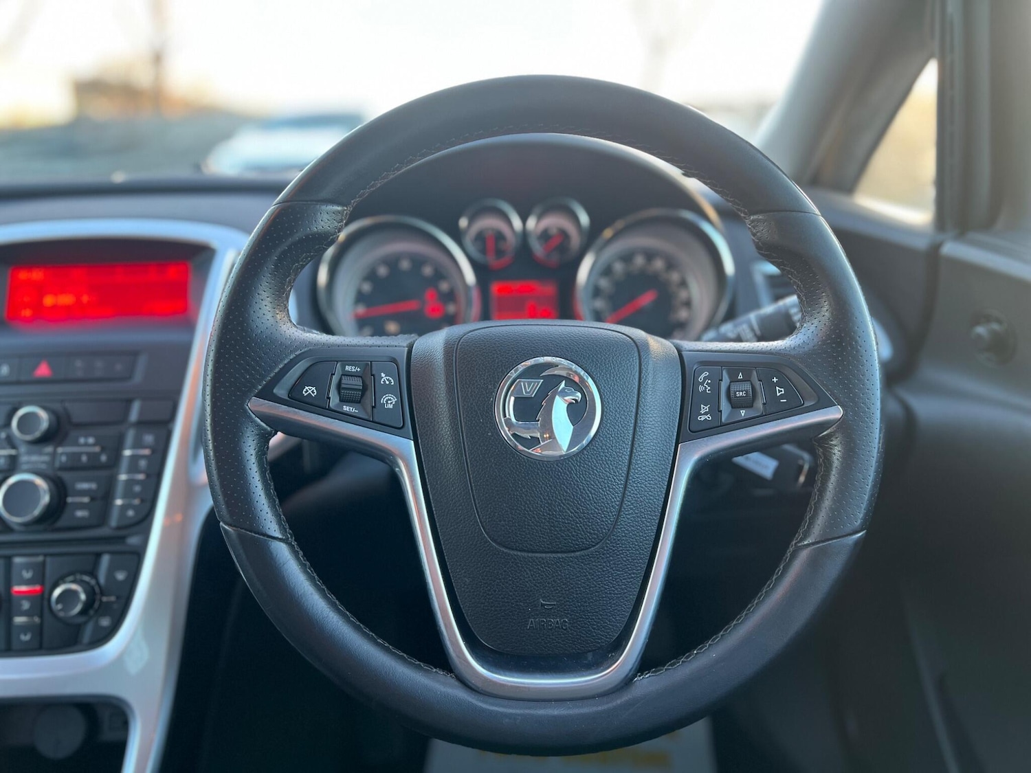 Used Vauxhall Astra 2015 for sale - 78071869: Photo 47