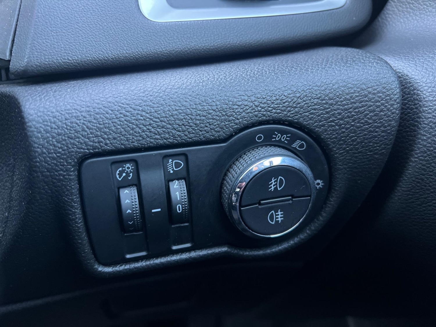 Used Vauxhall Astra 2015 for sale - 78071869: Photo 52