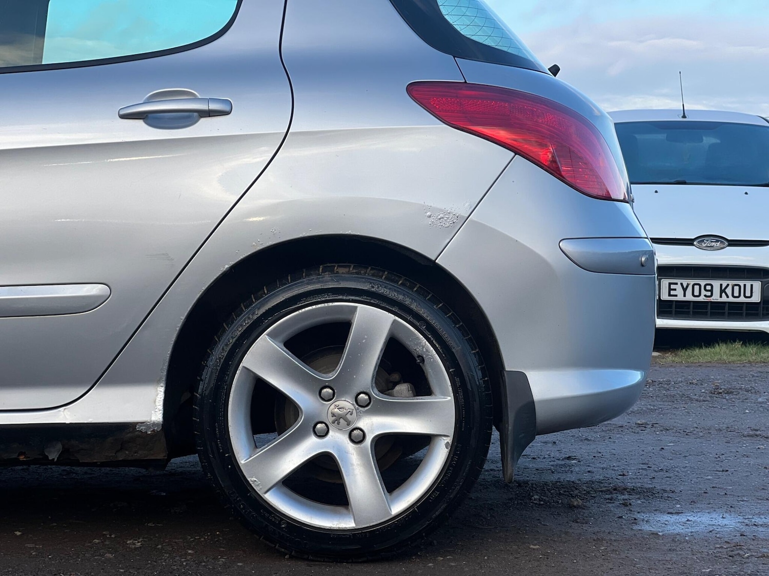 Used Peugeot 308 2008 for sale - 77737802: Photo 16