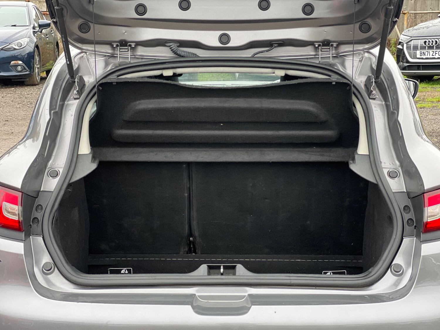 Used Renault Clio 2013 for sale - 77455827: Photo 10