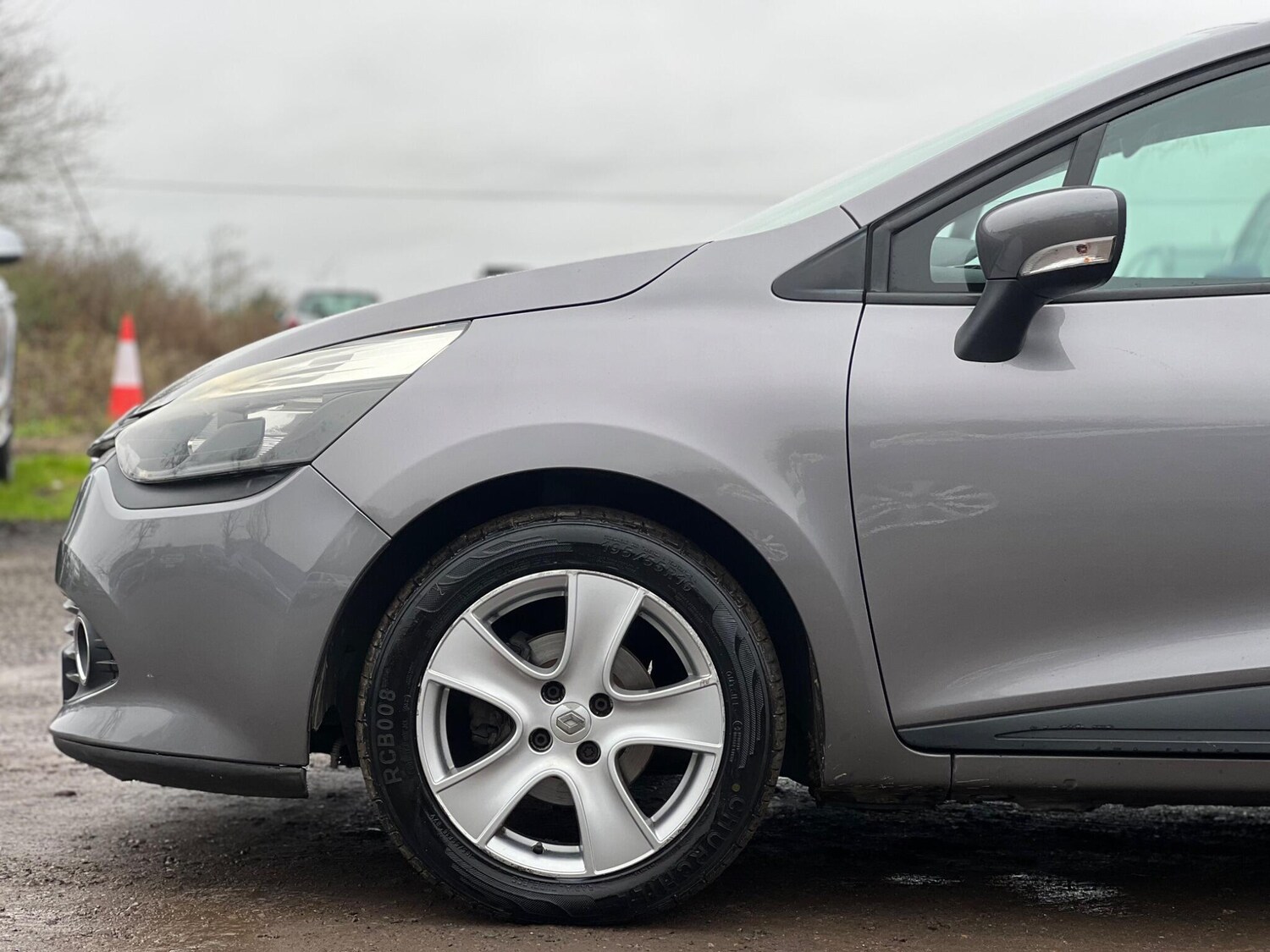 Used Renault Clio 2013 for sale - 77455827: Photo 14