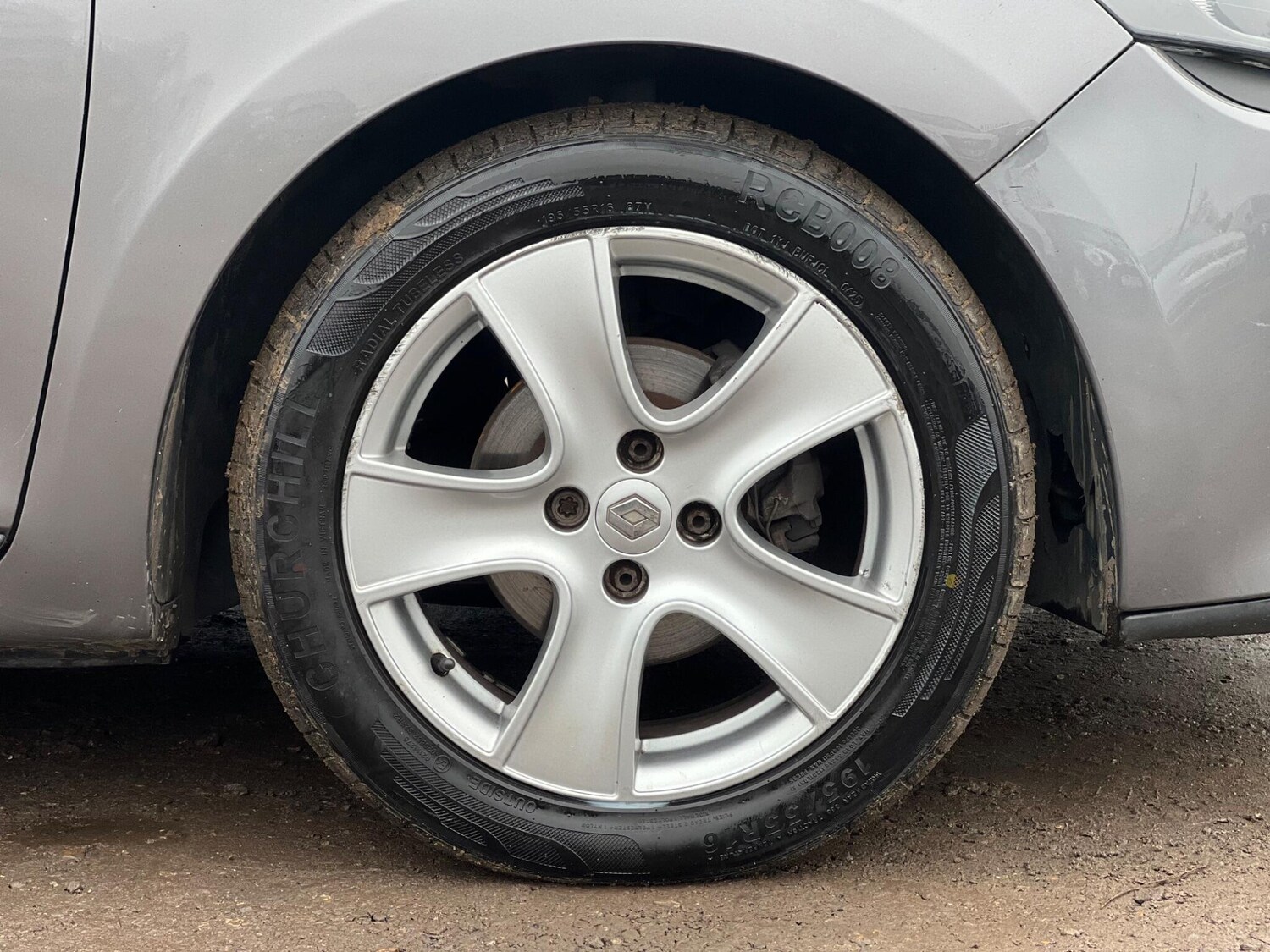 Used Renault Clio 2013 for sale - 77455827: Photo 18