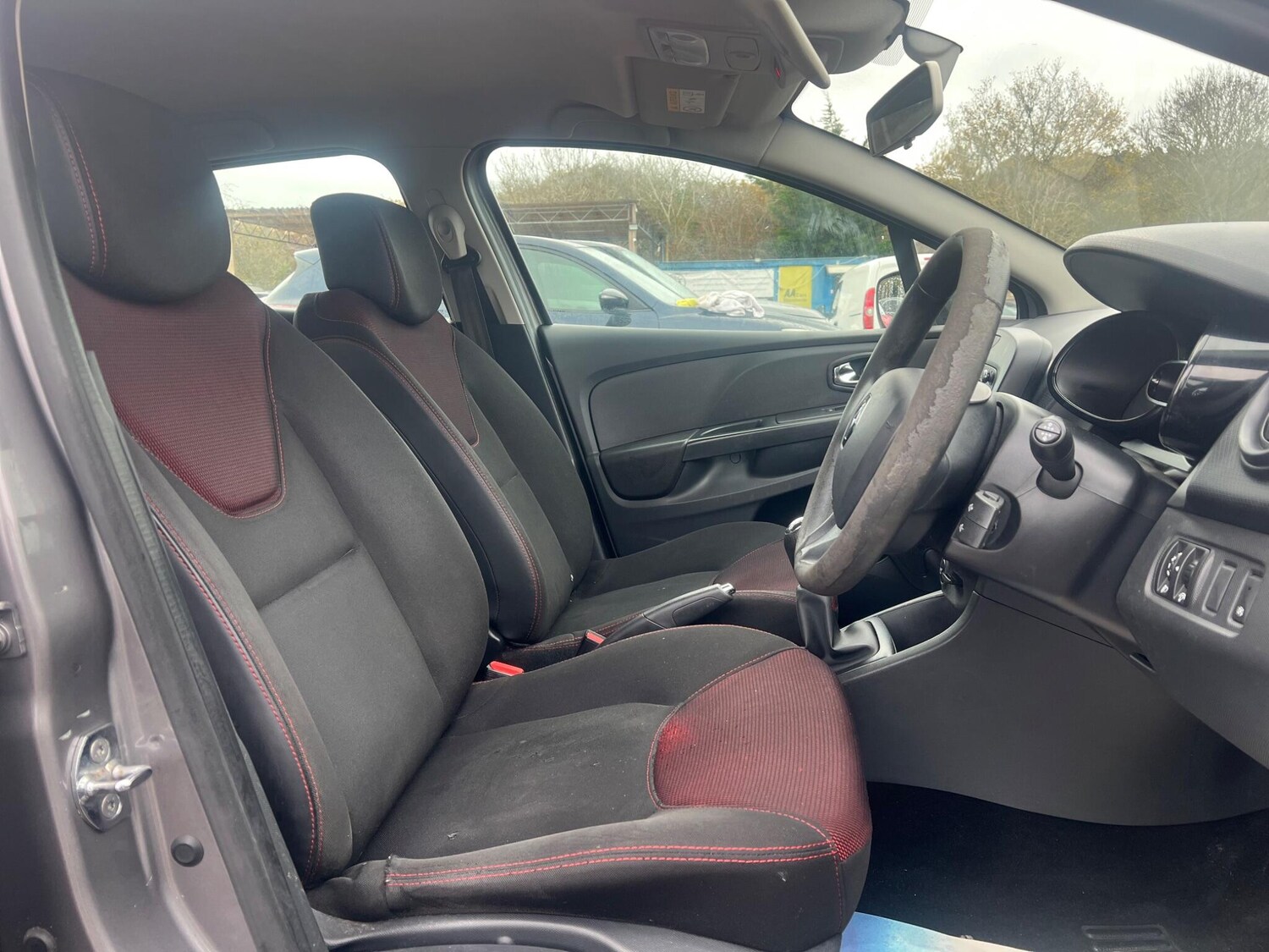 Used Renault Clio 2013 for sale - 77455827: Photo 29