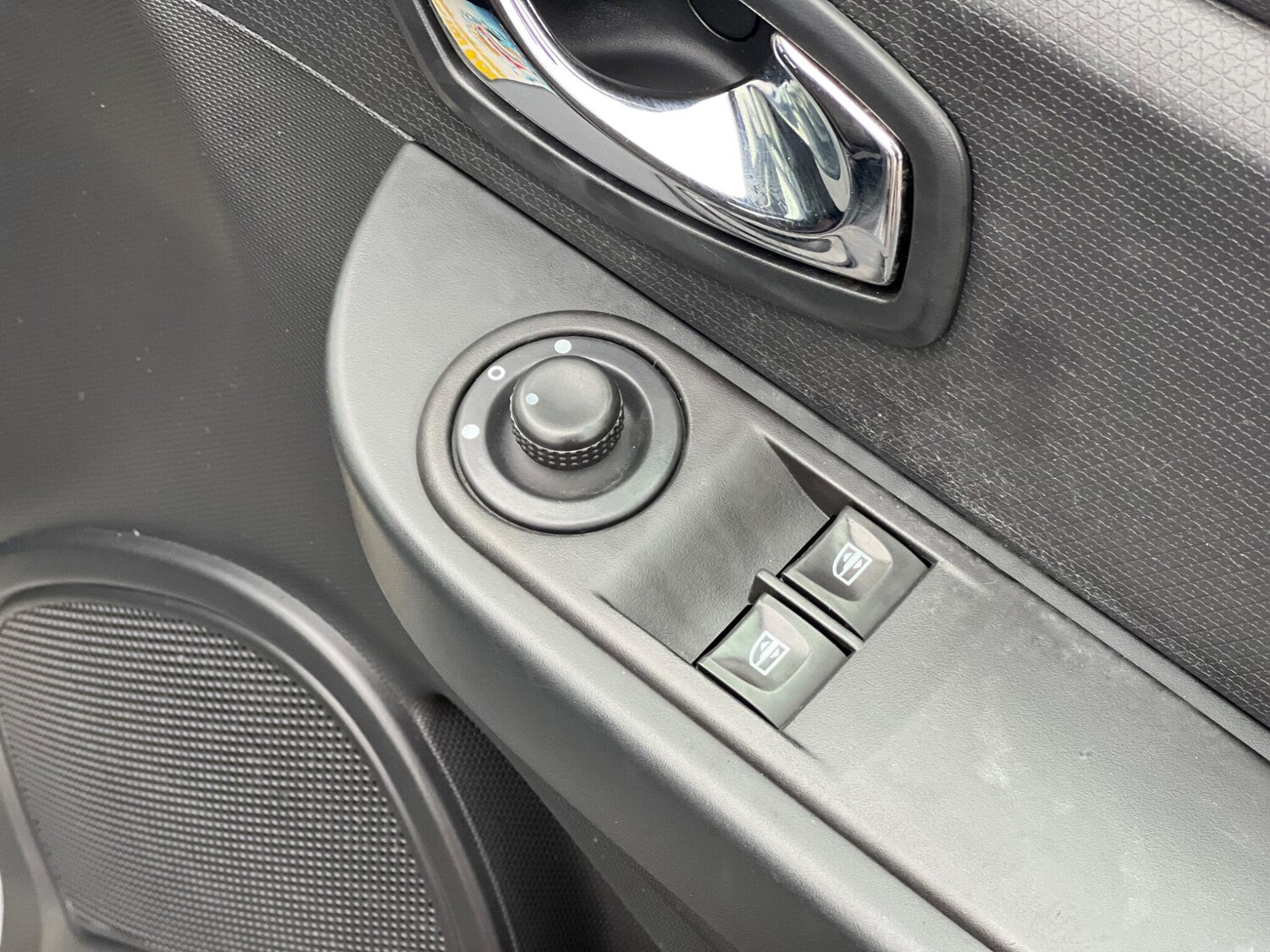 Used Renault Clio 2013 for sale - 77455827: Photo 32