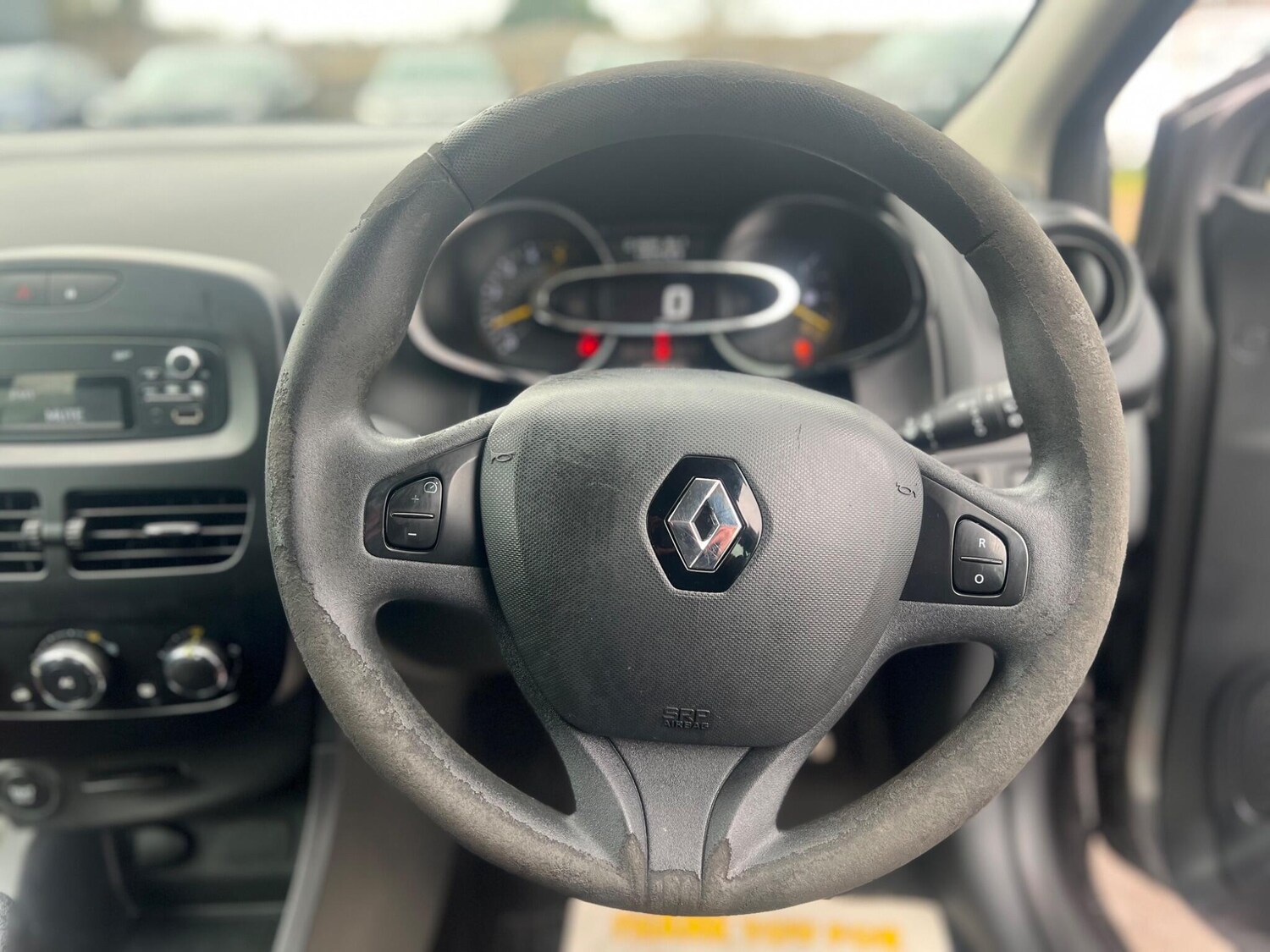 Used Renault Clio 2013 for sale - 77455827: Photo 47