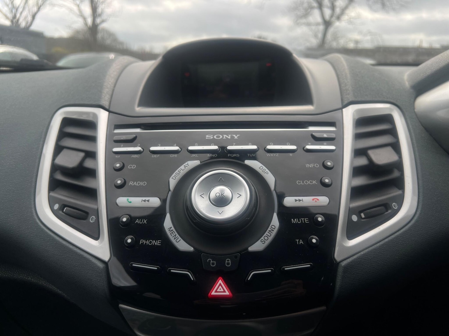 Used Ford Fiesta 2011 for sale - 78148219: Photo 51