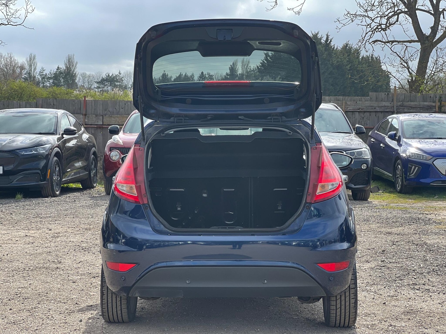 Used Ford Fiesta 2011 for sale - 78148219: Photo 9