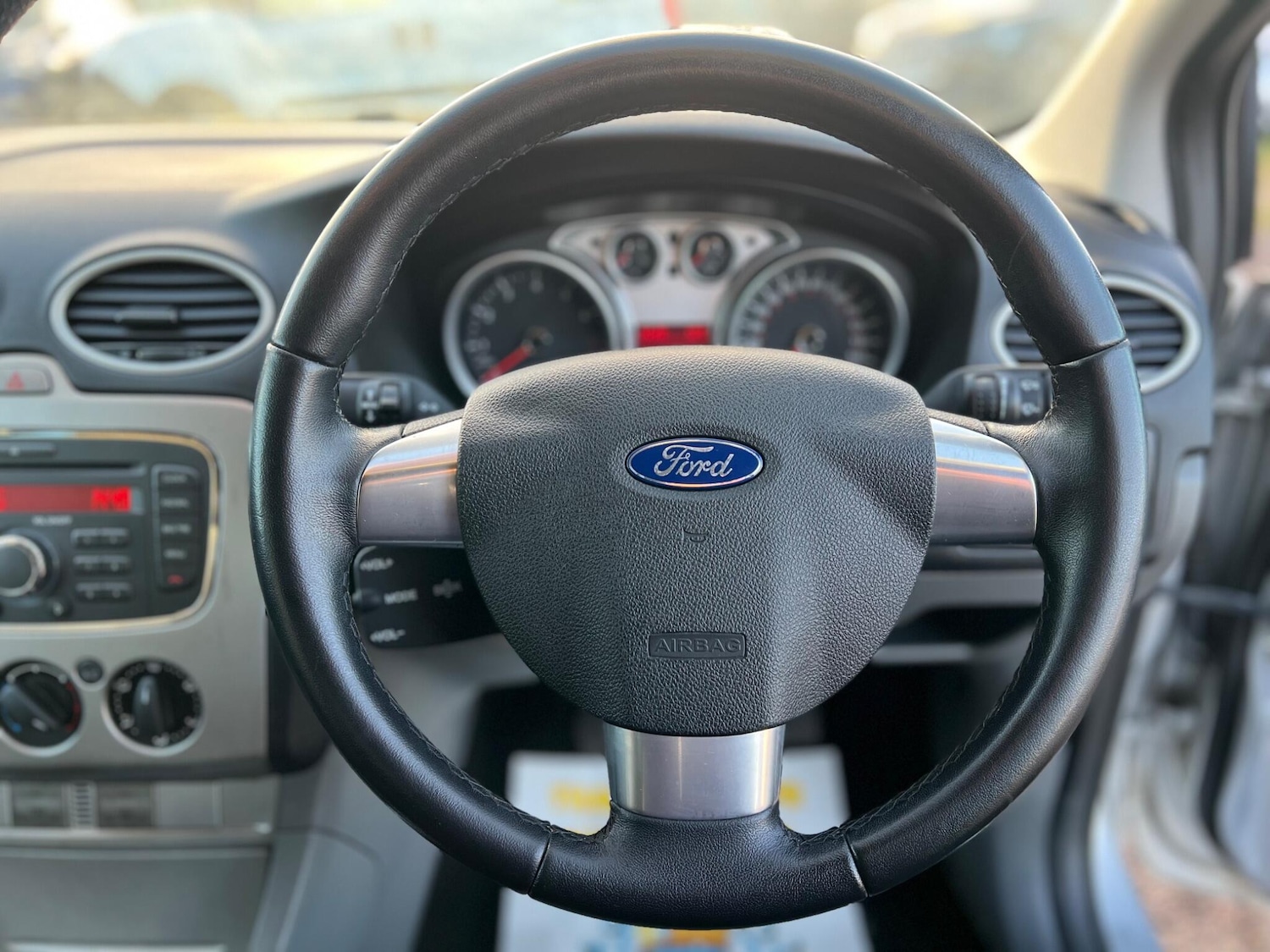 Used Ford Focus 2010 for sale - 77455086: Photo 40