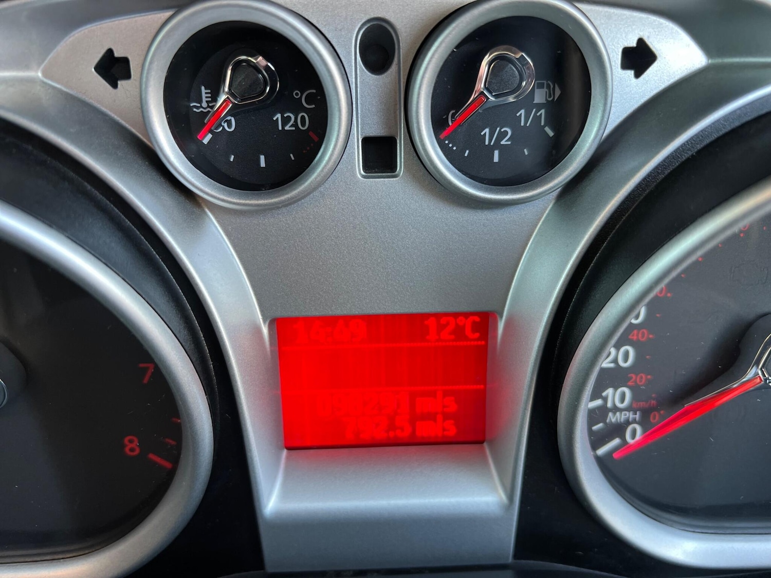 Used Ford Focus 2010 for sale - 77455086: Photo 44