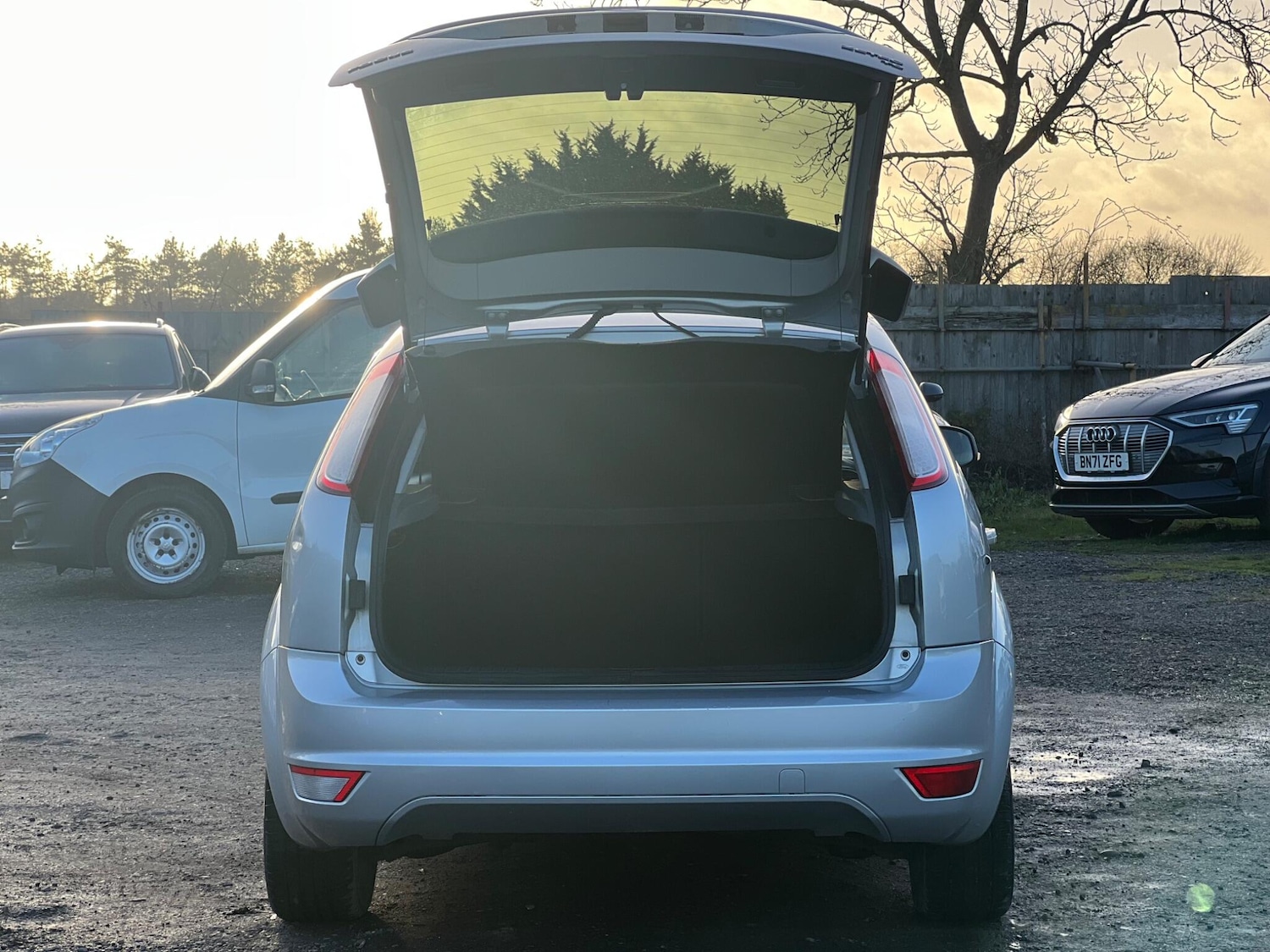 Used Ford Focus 2010 for sale - 77455086: Photo 9