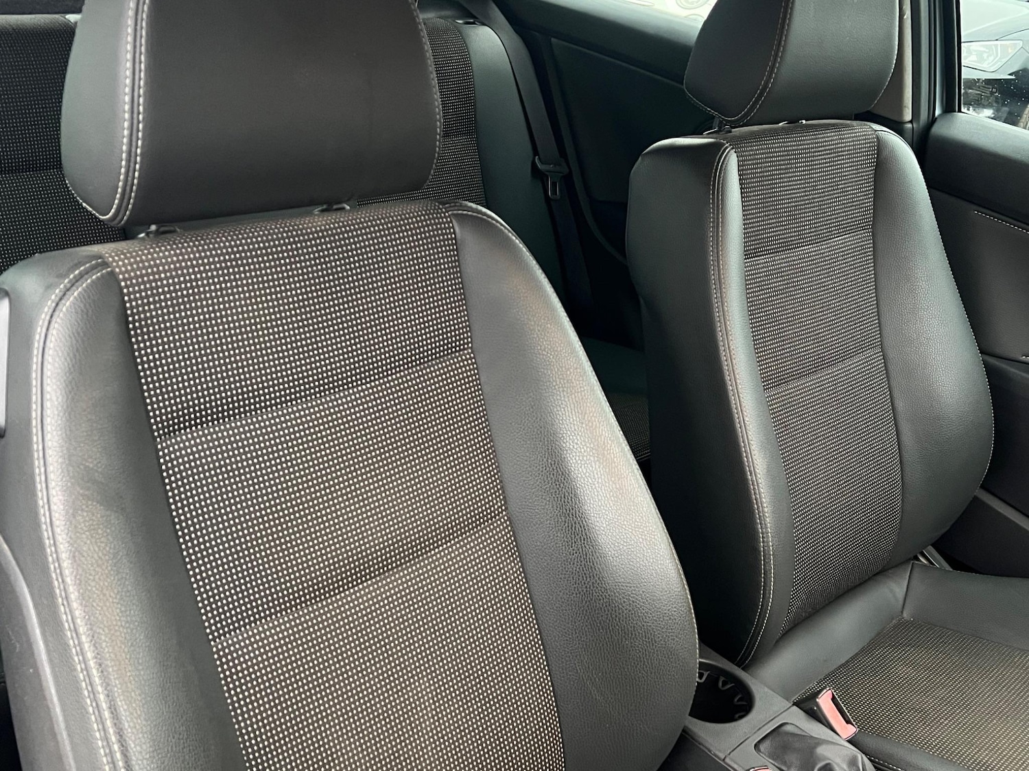 Used Vauxhall Astra 2009 for sale - 77456561: Photo 30