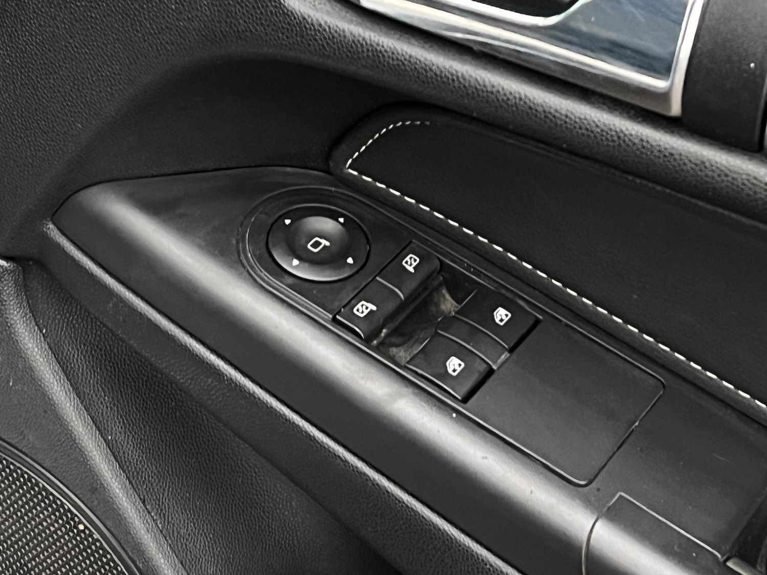 Used Vauxhall Astra 2009 for sale - 77456561: Photo 32