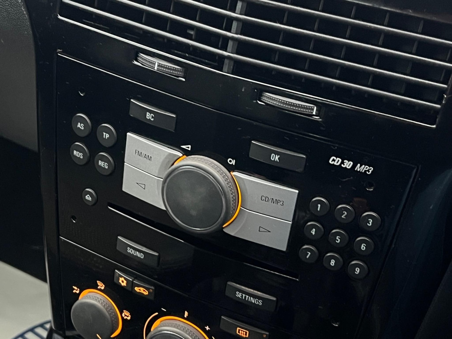 Used Vauxhall Astra 2009 for sale - 77456561: Photo 55