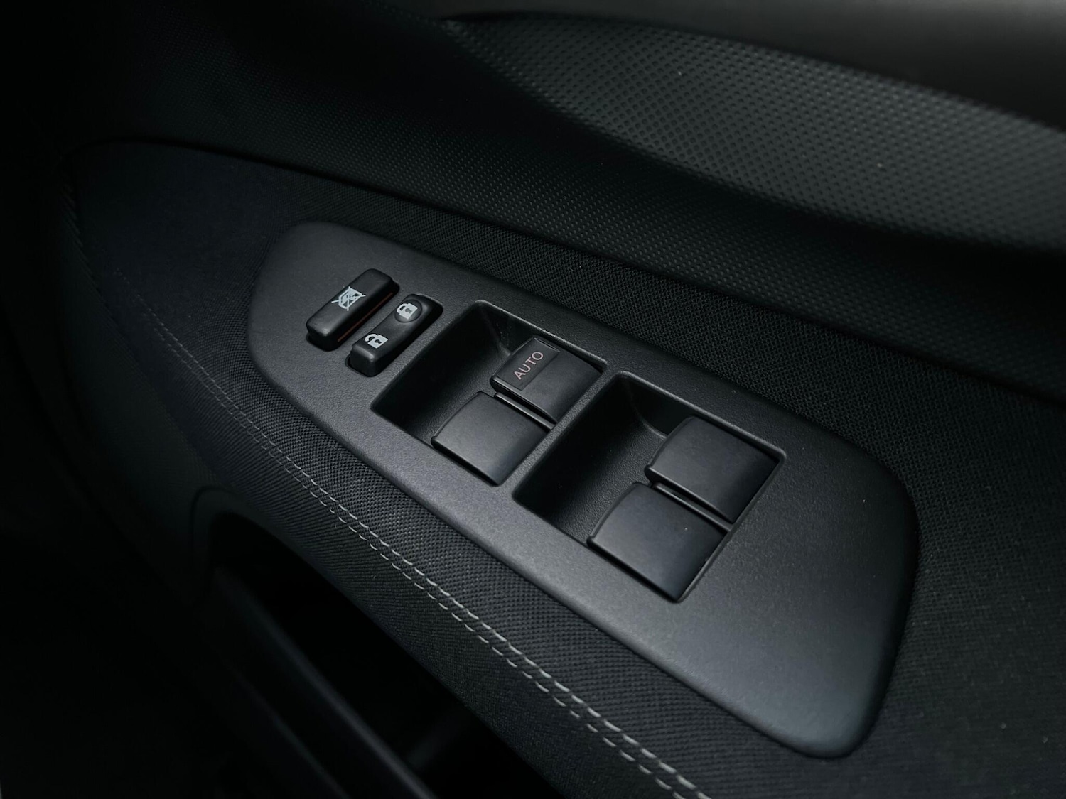 Used Toyota Auris 2009 for sale - 77892712: Photo 53