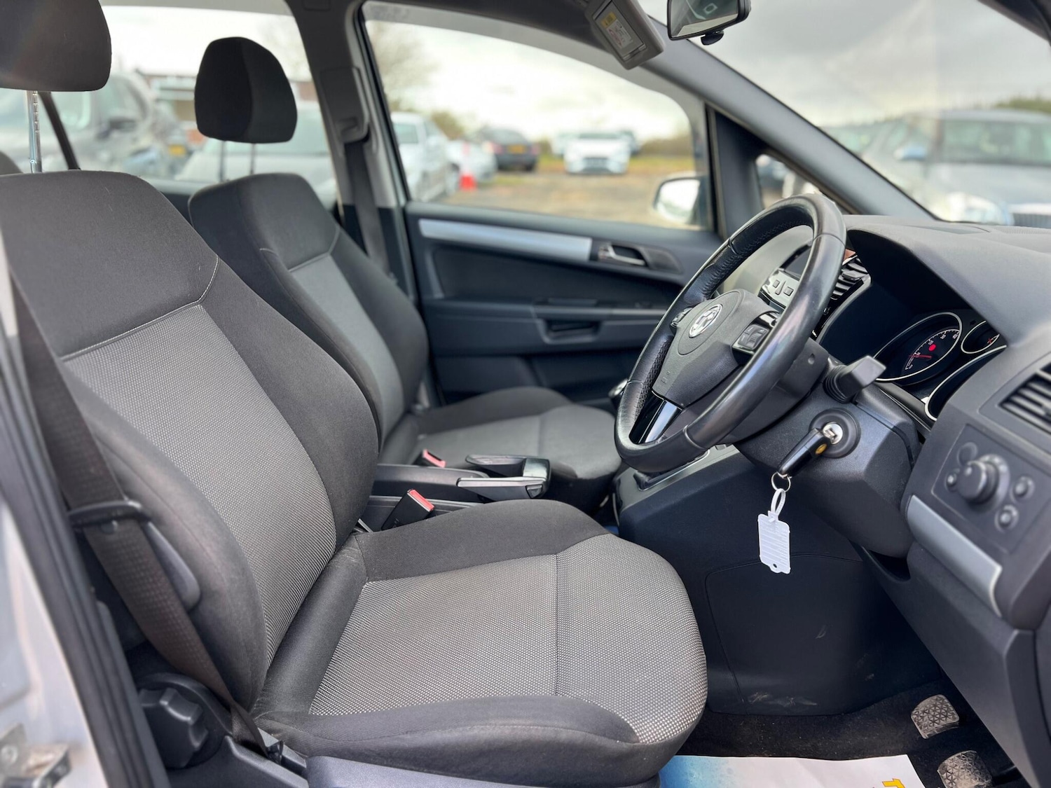 Used Vauxhall Zafira 2014 for sale - 78034950: Photo 26