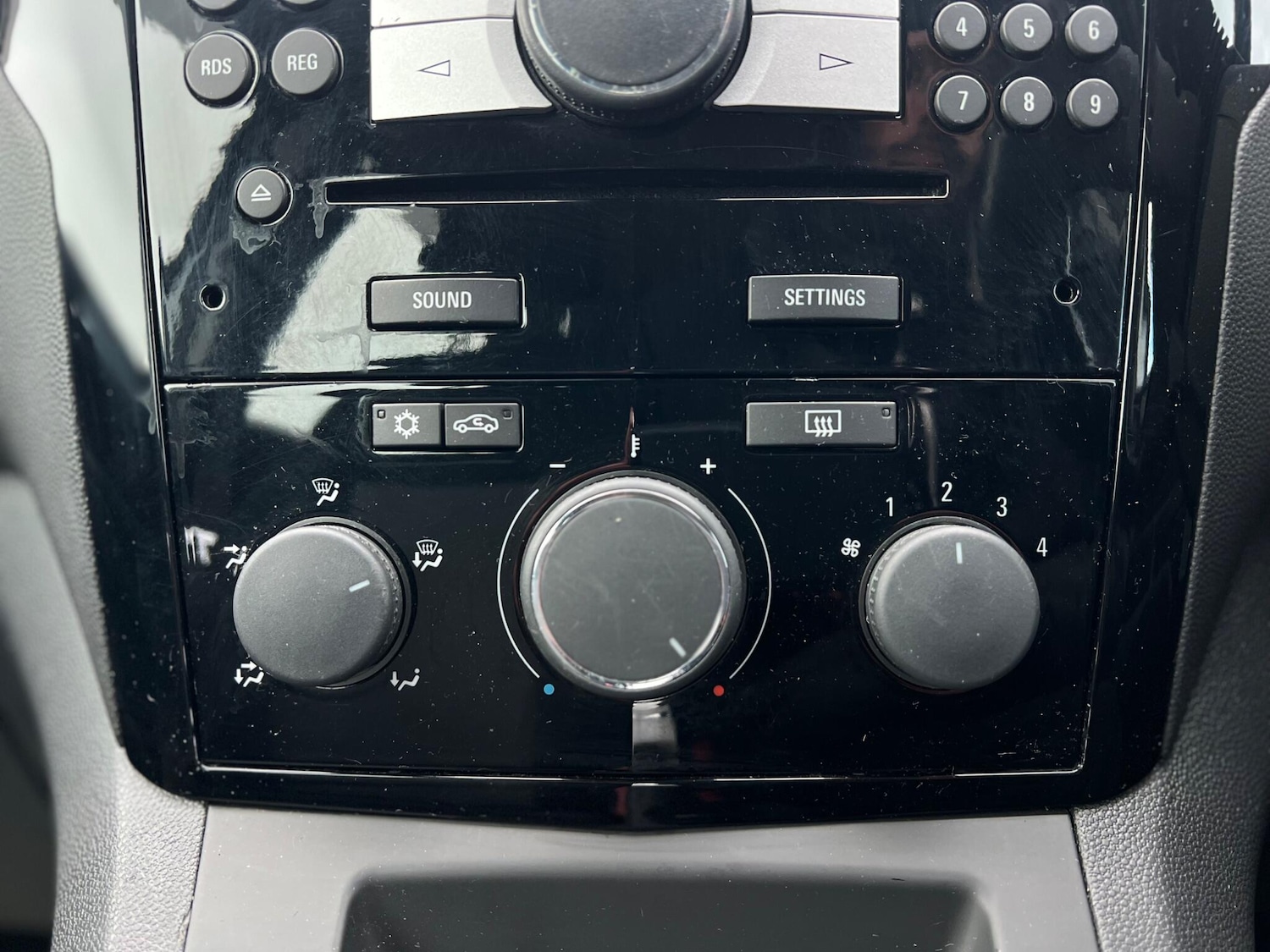 Used Vauxhall Zafira 2014 for sale - 78034950: Photo 57