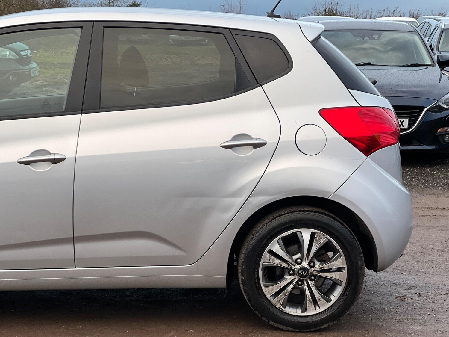 Used Kia Venga 2015 for sale - 77455943: Photo 13