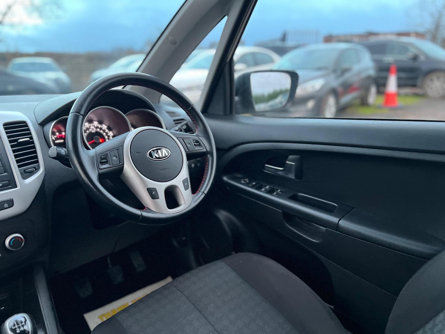 Used Kia Venga 2015 for sale - 77455943: Photo 38