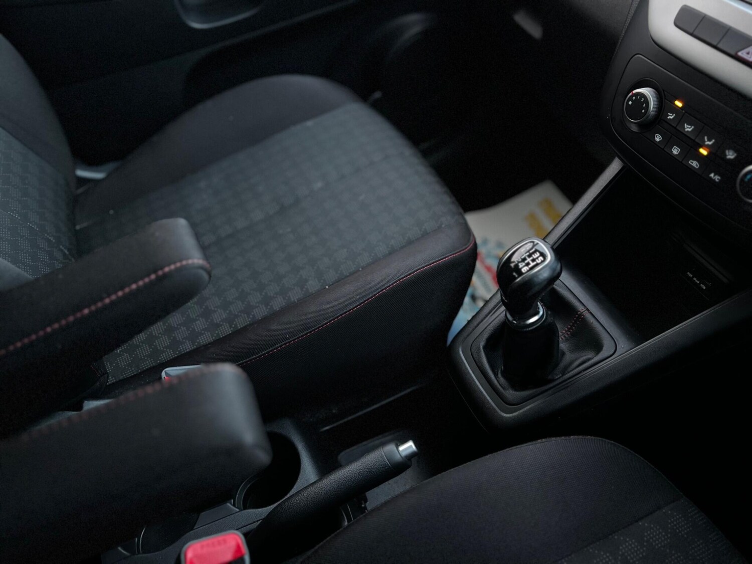 Used Kia Venga 2015 for sale - 77455943: Photo 40